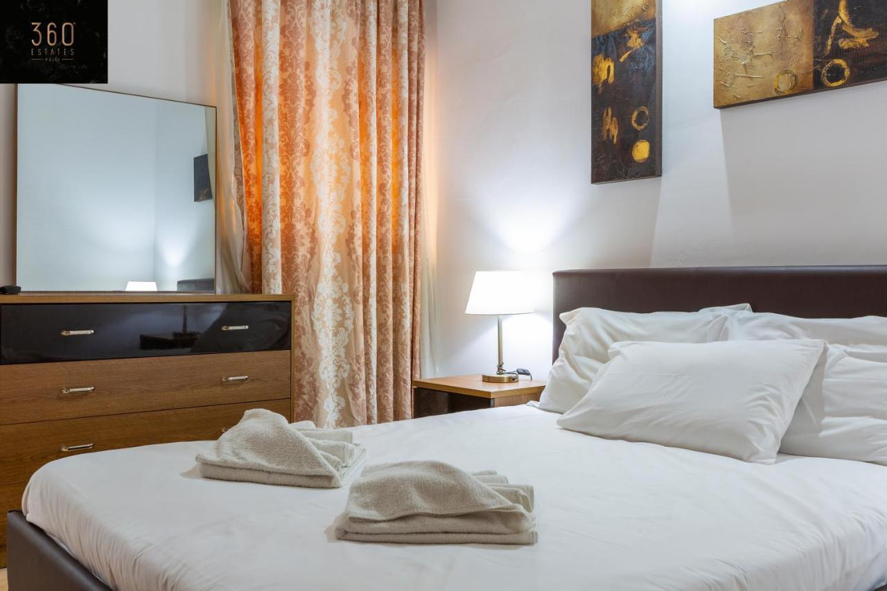 Seafront - Top Location, Top Floor With Wifi & Ac By 360 Estates 瓦莱塔 外观 照片