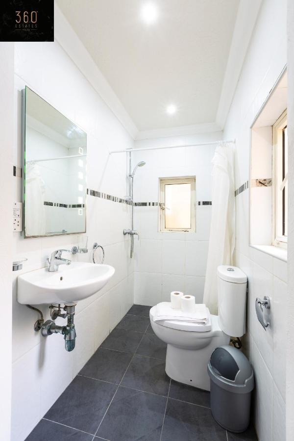 Seafront - Top Location, Top Floor With Wifi & Ac By 360 Estates 瓦莱塔 外观 照片